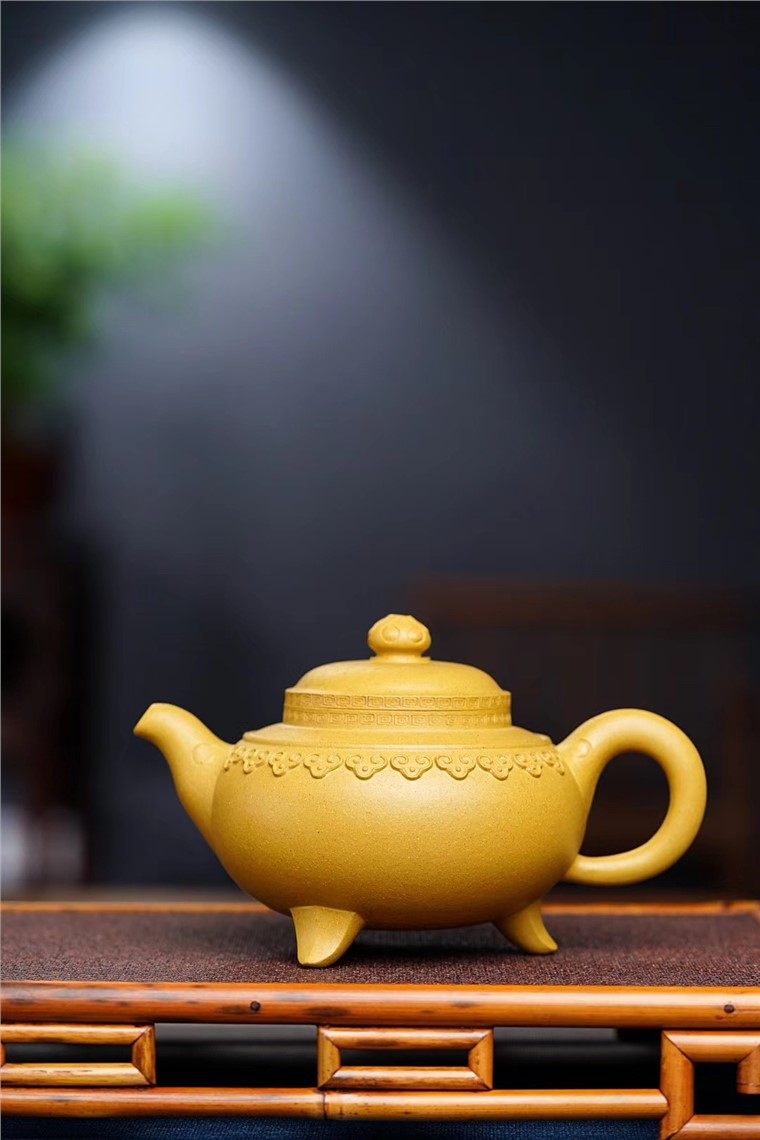 孙泽华作品 云肩如意图片