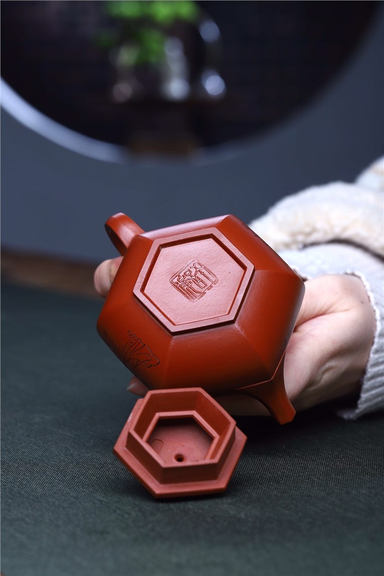 许俊作品 六方容天图片