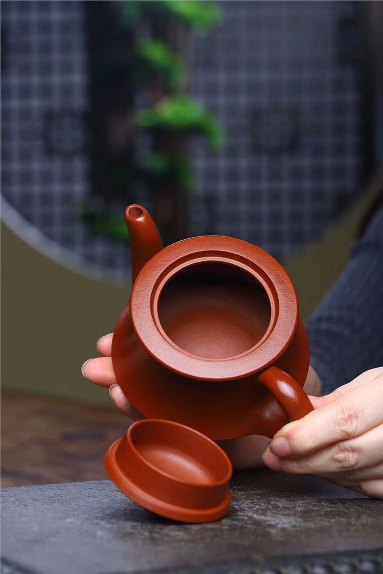 范文杰作品 曲壶图片