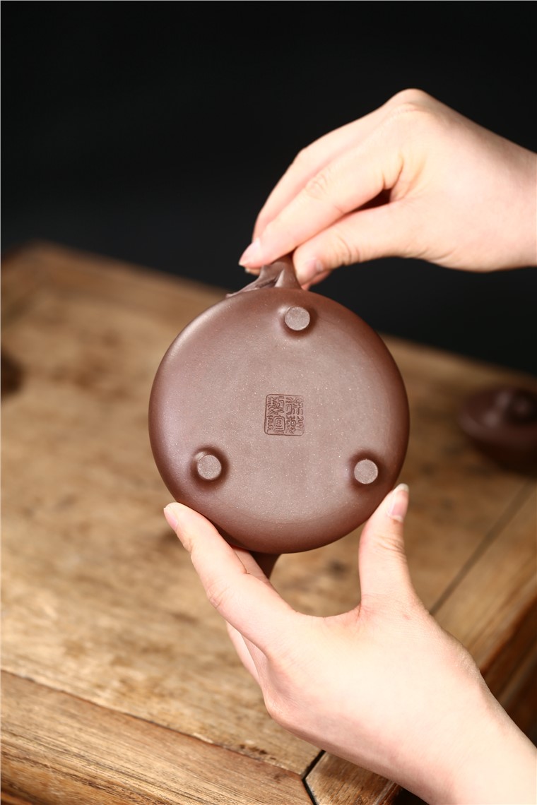 徐敏作品 秋意石瓢