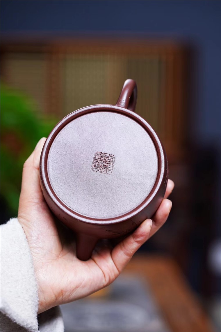 周龙华作品 德钟