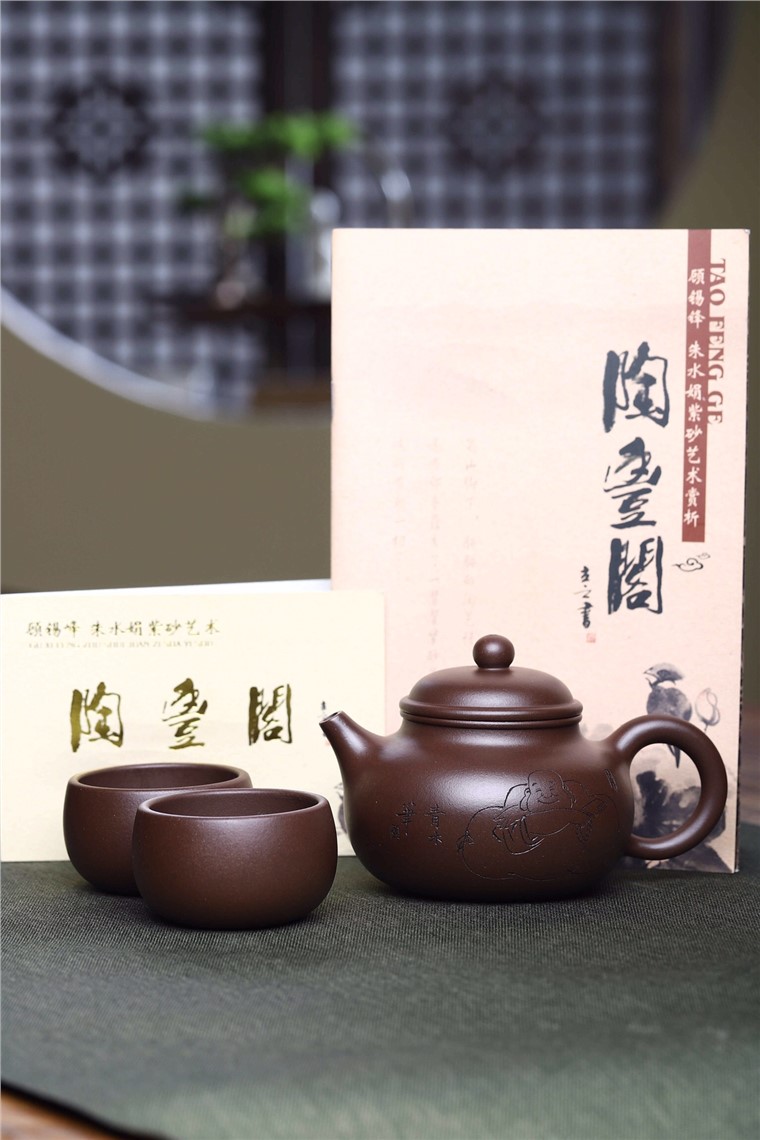 朱水娟作品 容天套组图片