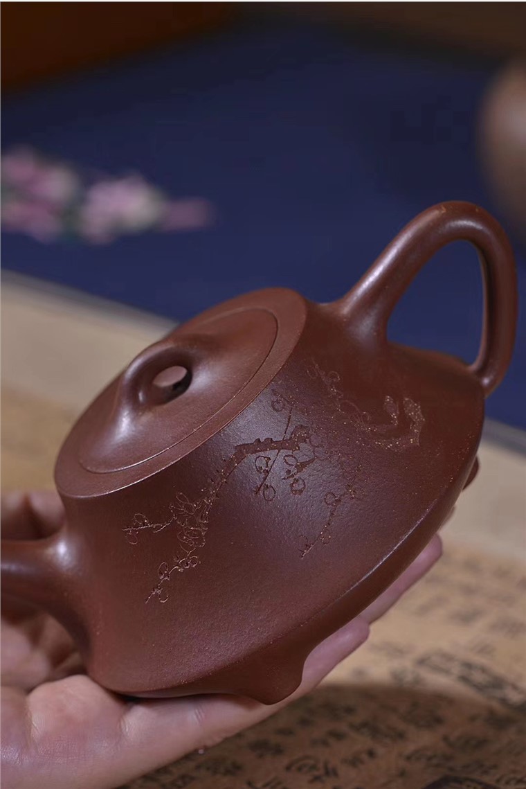 周龙华作品 柱础图片