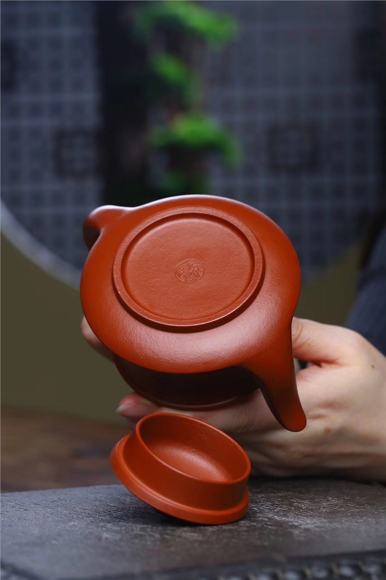 范文杰作品 曲壶图片