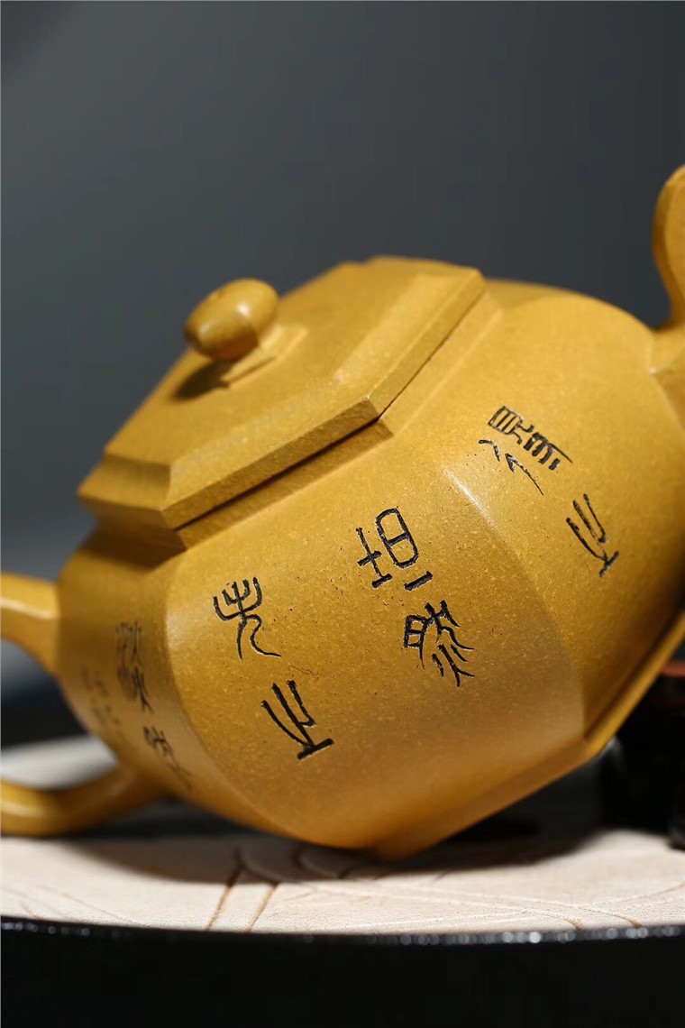 许俊作品 六方宫灯图片