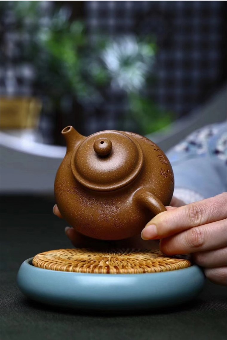 蒋芳仙作品 大肚容天图片