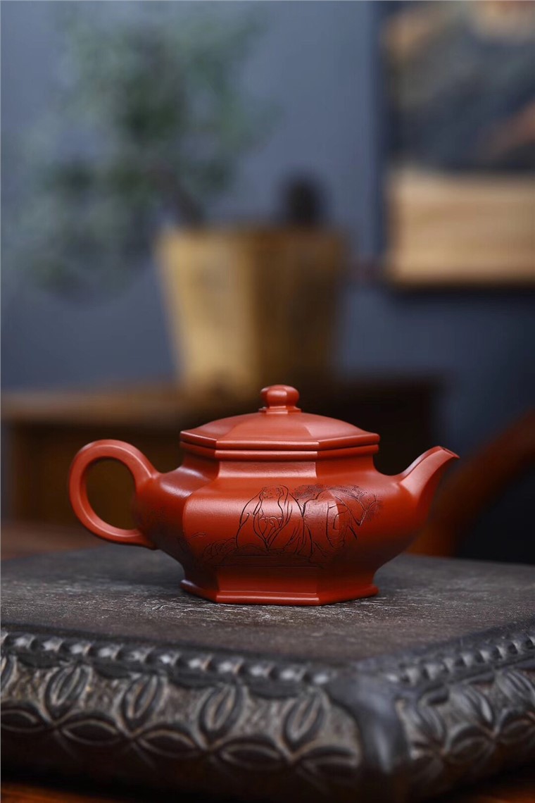 范文杰作品 六方虚扁图片