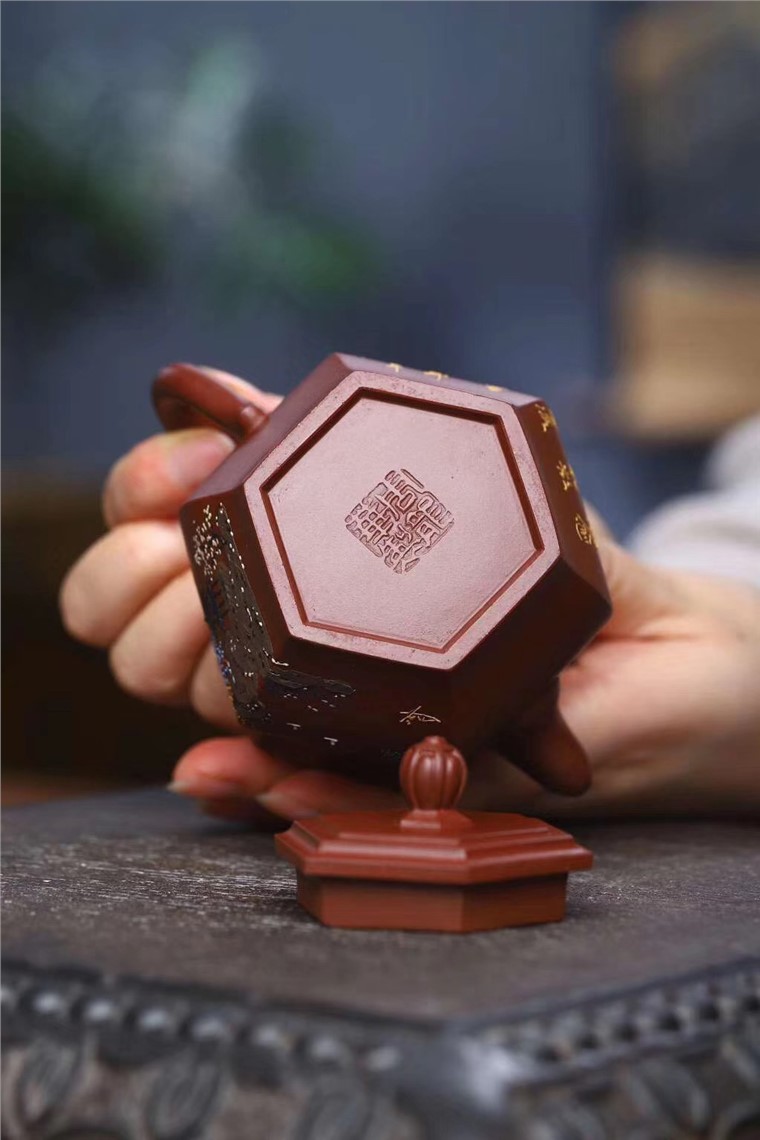 周龙华作品 僧帽图片