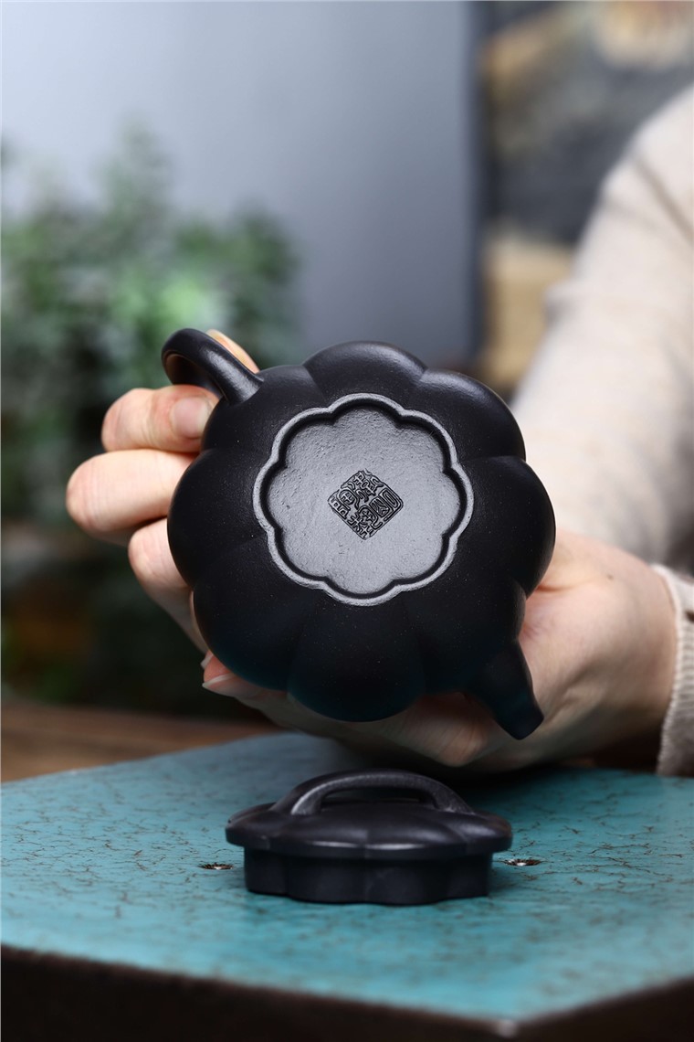 陈卫明作品 小莲瓣图片