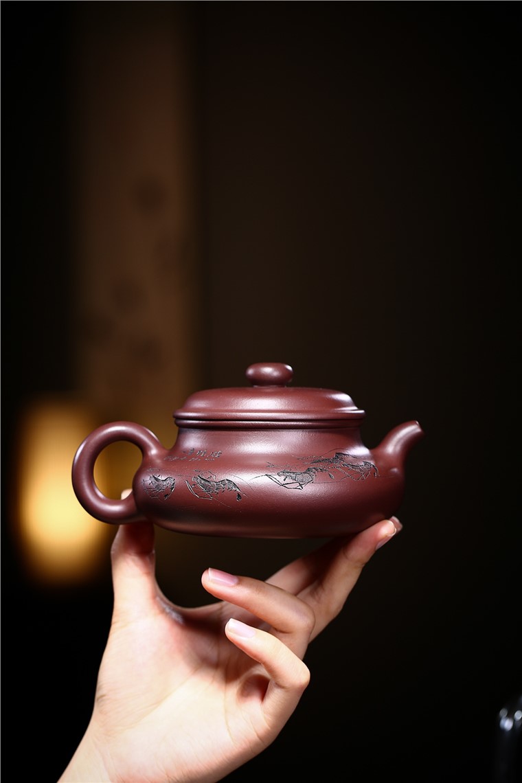 白洪欣作品 扁云图片