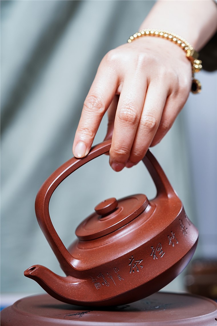 陈卫明作品 提壁图片