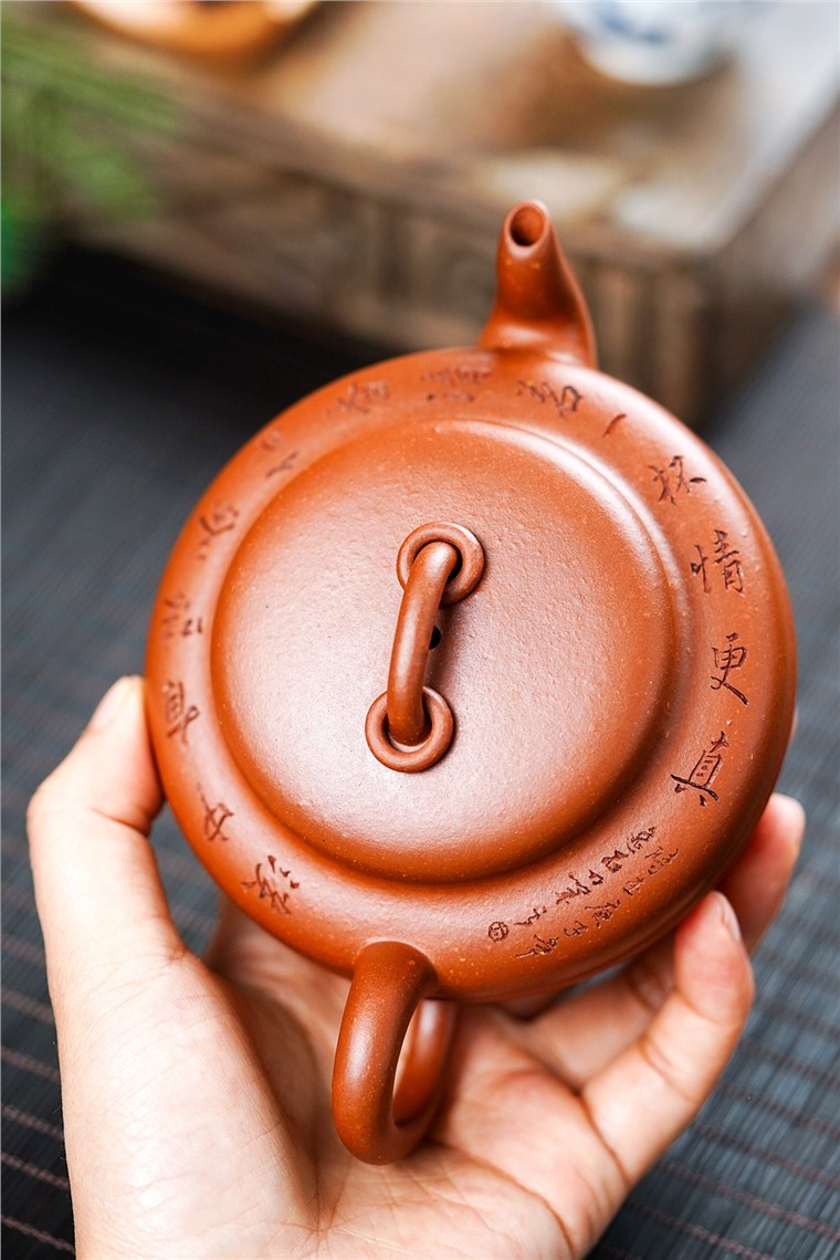 陈小明作品 线韵圈钮图片