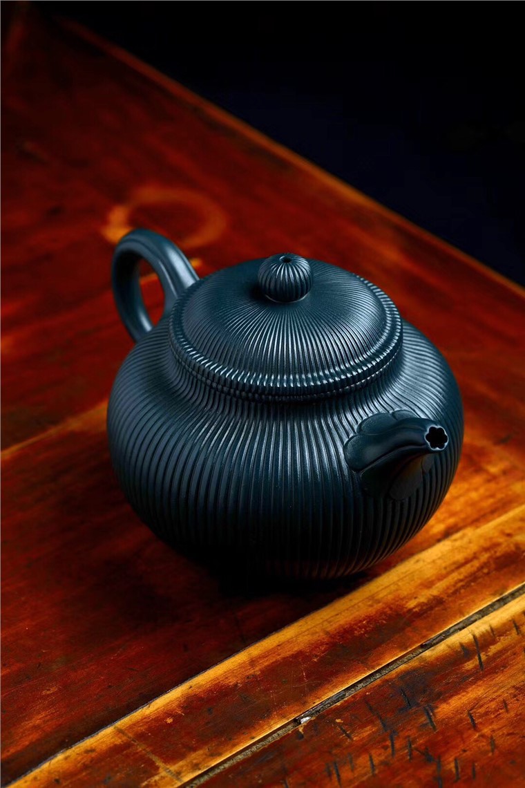 王勤大作品 筋纹掇只图片