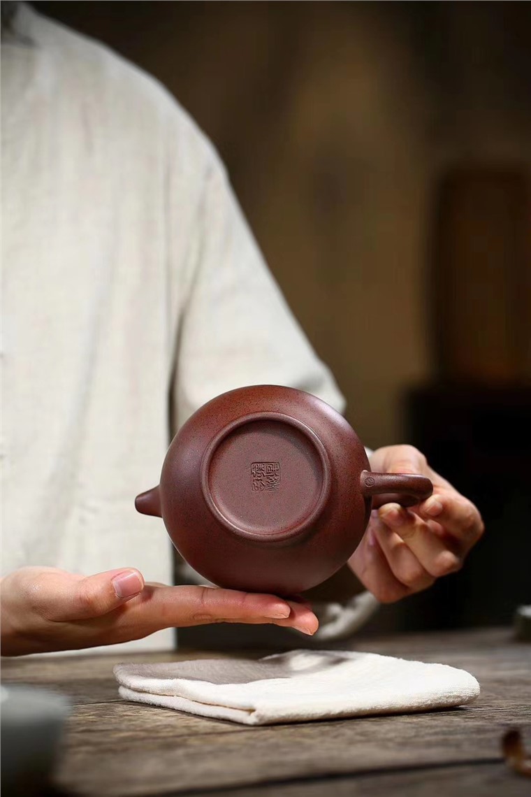 姚玲香作品 大亨掇只