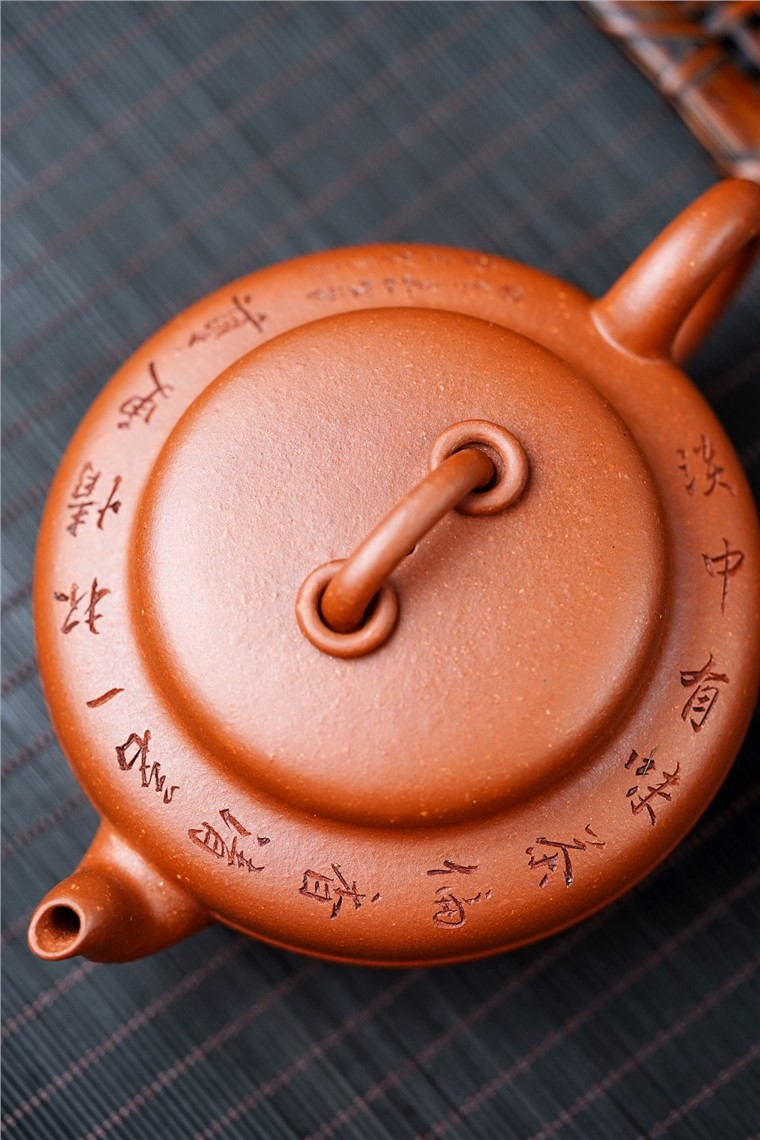 陈小明作品 线韵圈钮图片