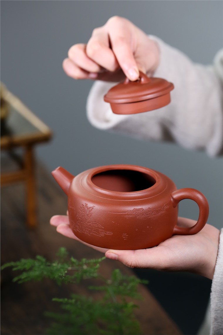韩惠琴作品 静则藏神图片