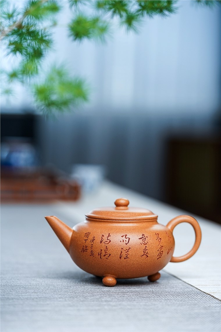 陈小明作品 三足水平图片