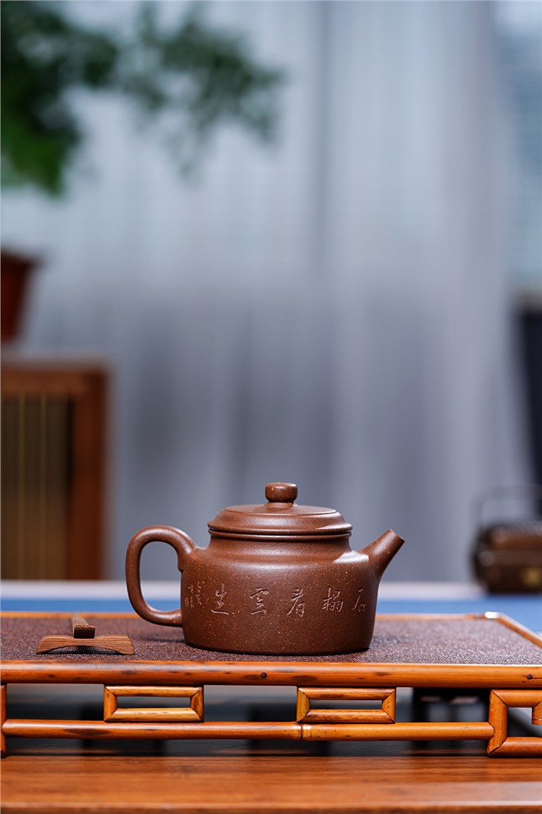 陈小明作品 德钟图片
