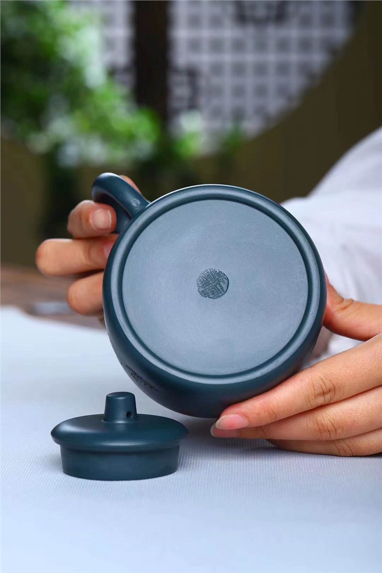 王勤大作品 井栏