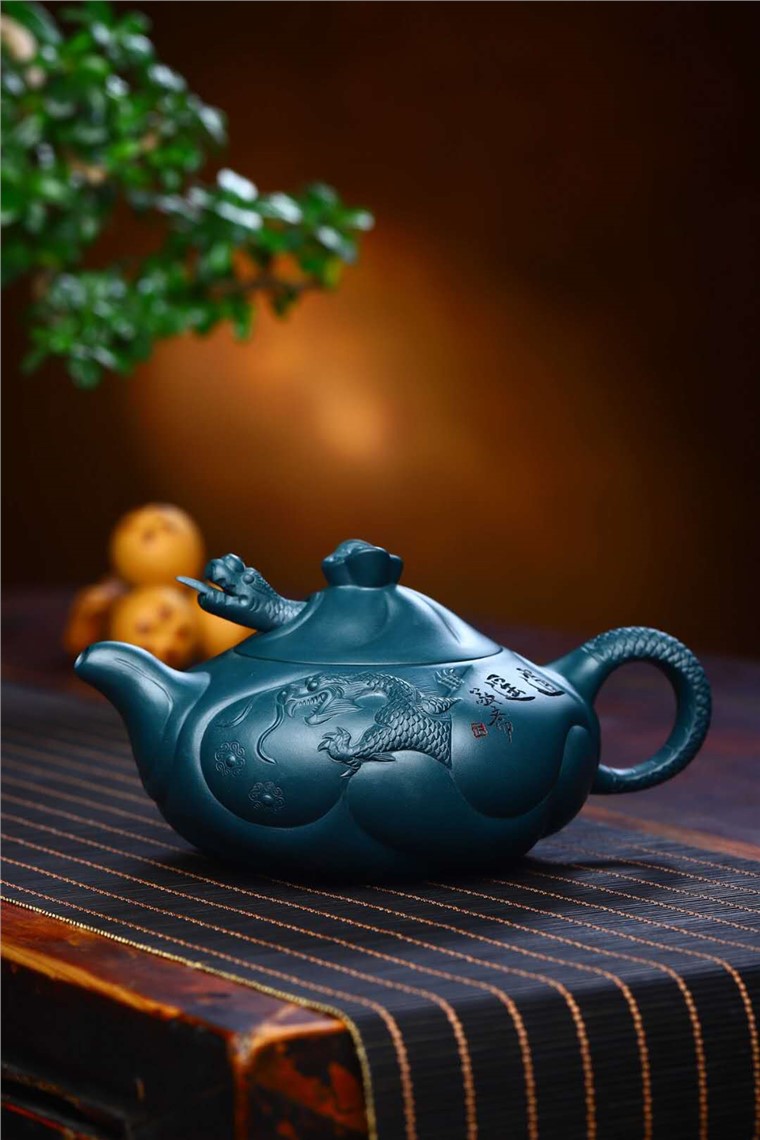 王勤大作品 鱼化龙图片