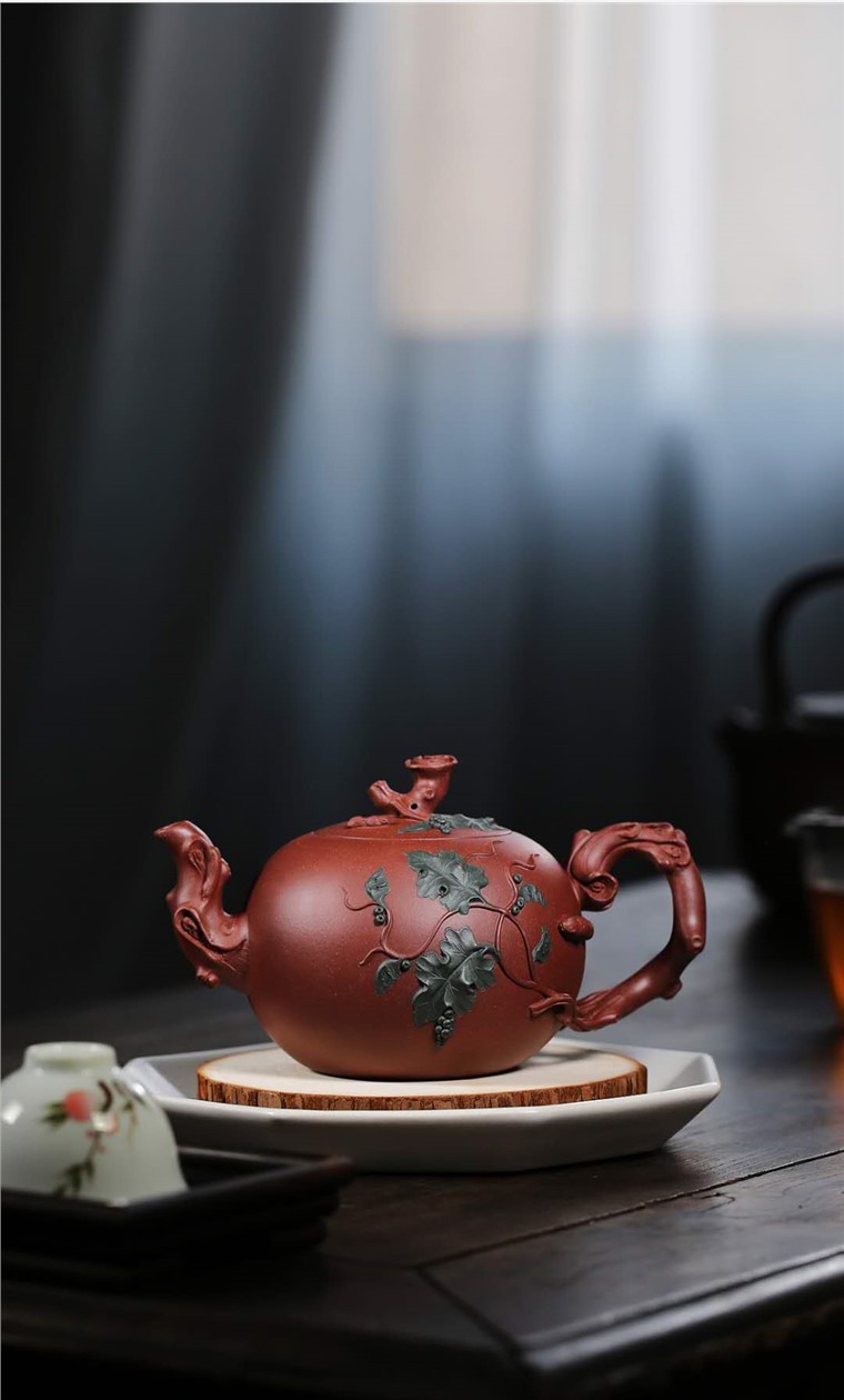 蒋惠娟作品 松鼠葡萄图片