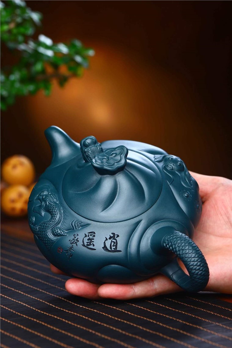 王勤大作品 鱼化龙图片