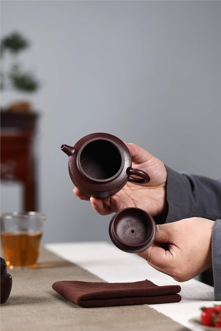 龚美娟作品 宫灯图片