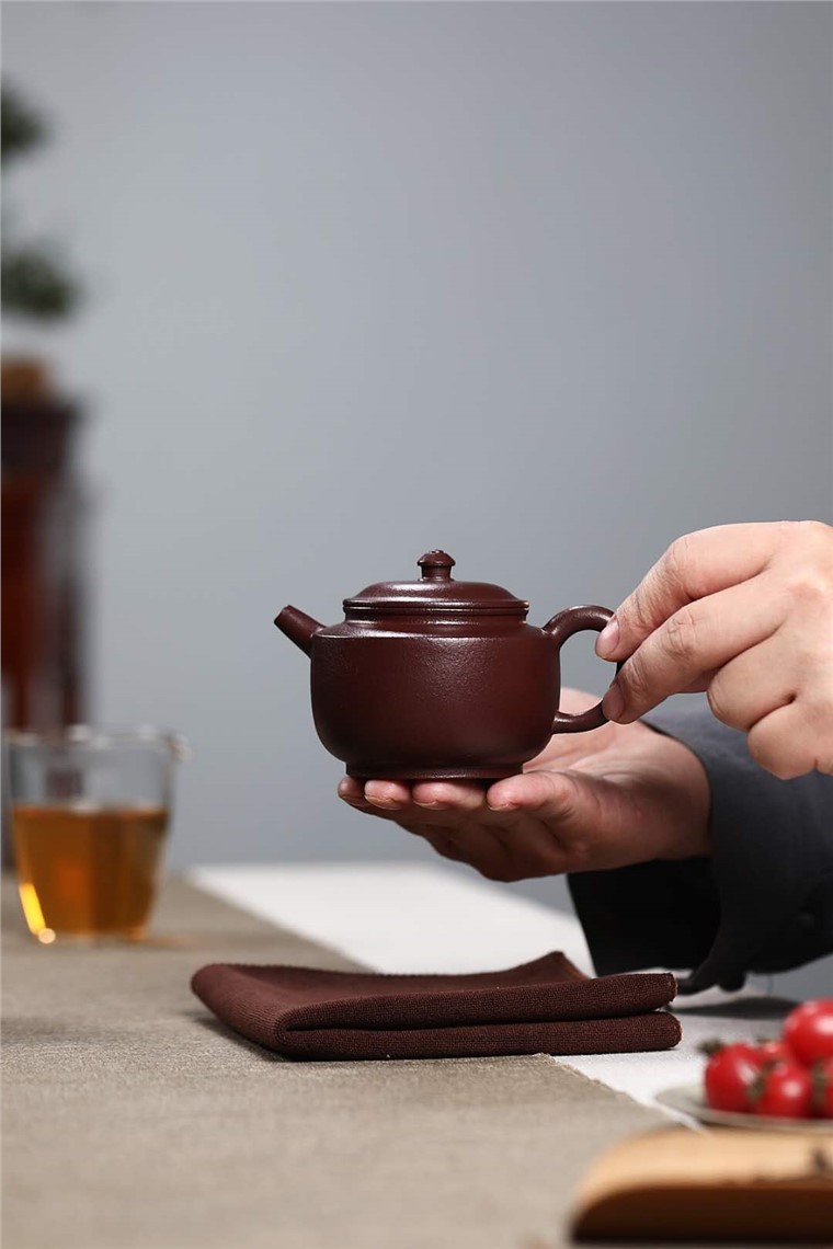 龚美娟作品 宫灯图片