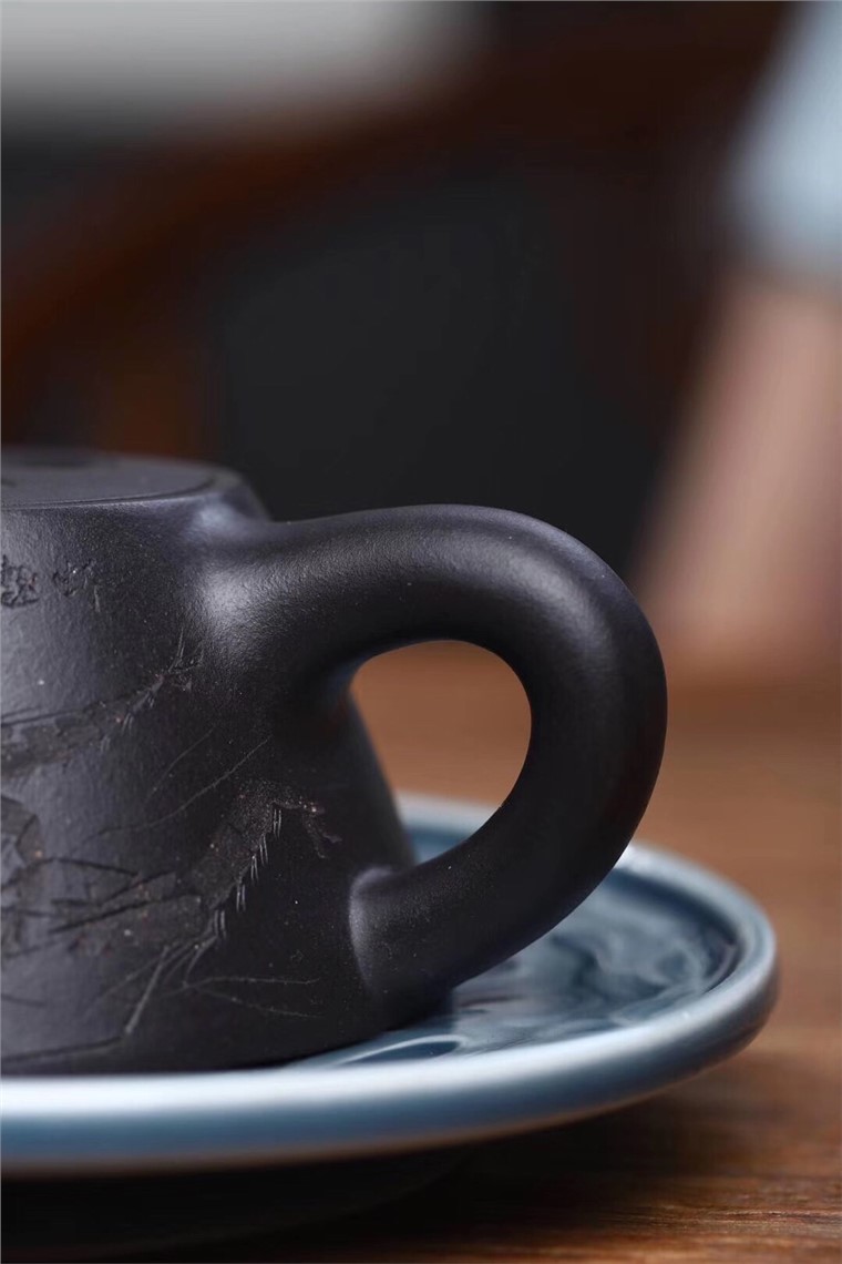 庞妮作品 牛盖石瓢图片