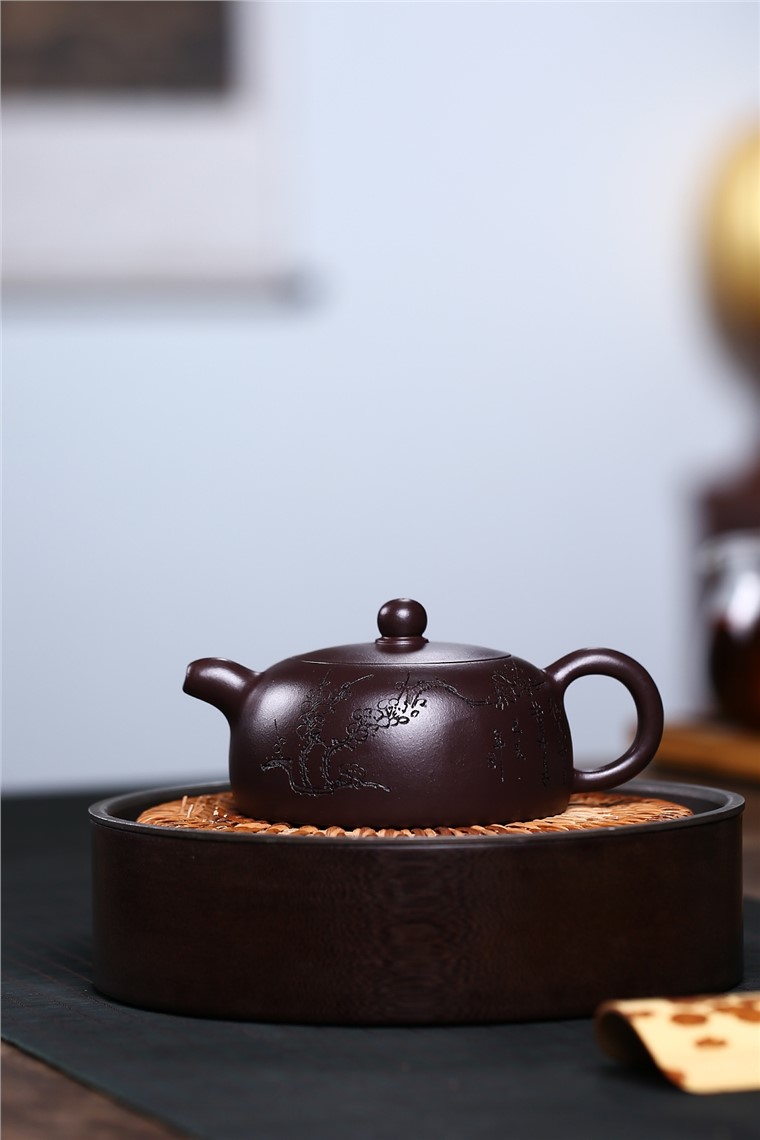 戚志君作品 半月图片