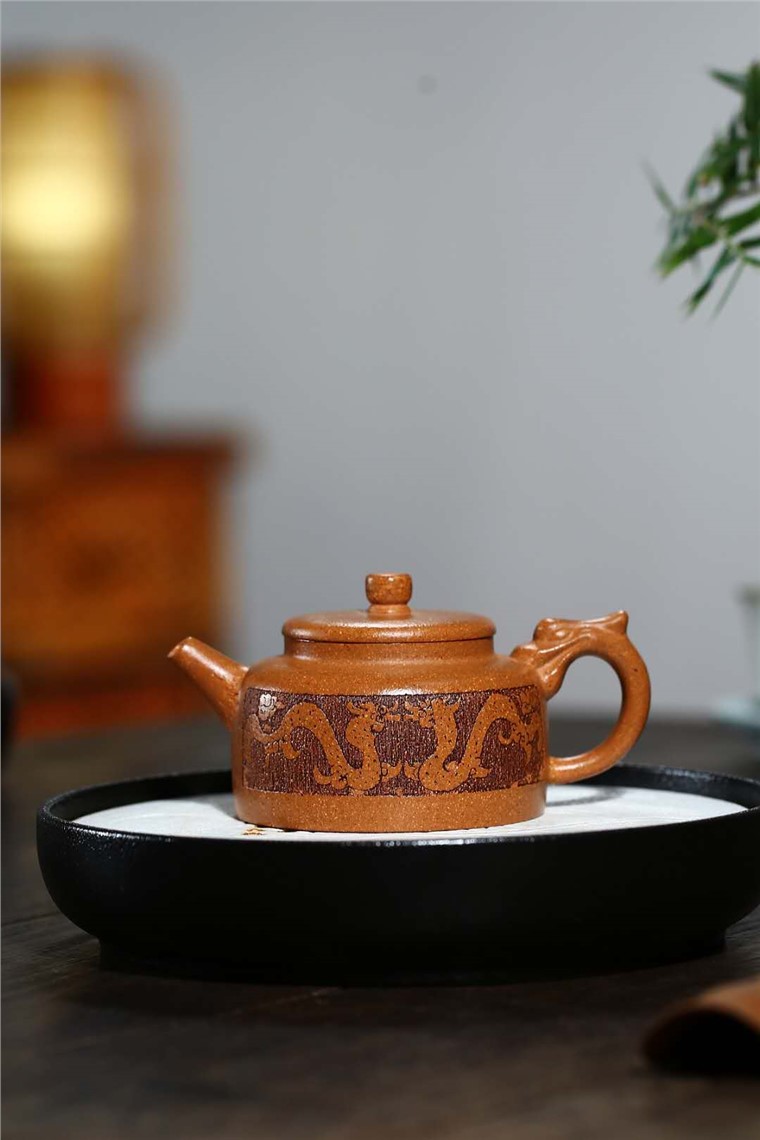 范林强作品 潜龙壶图片