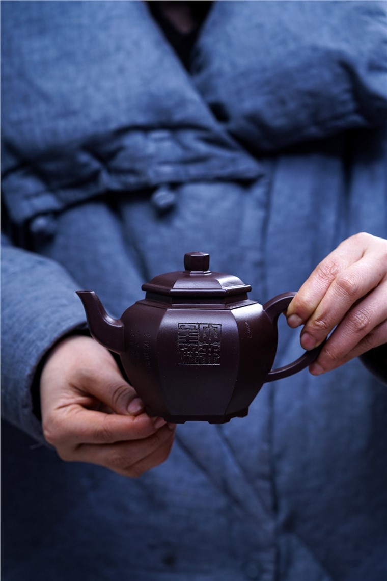 李荷生作品 六方宫灯图片