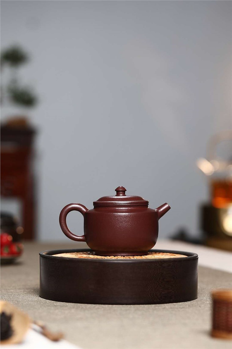 龚美娟作品 宫灯图片