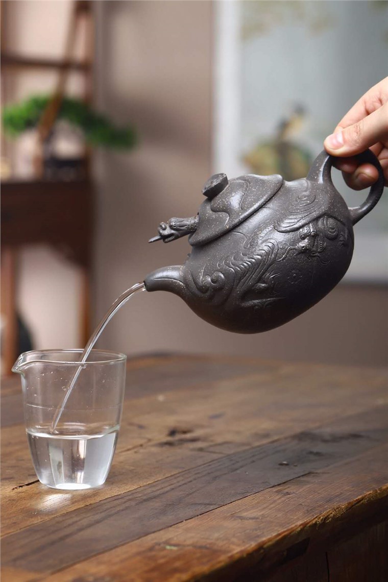 范菊英作品 云龙