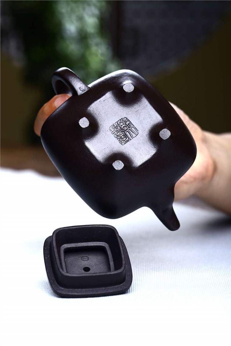 王勤大作品 传炉图片