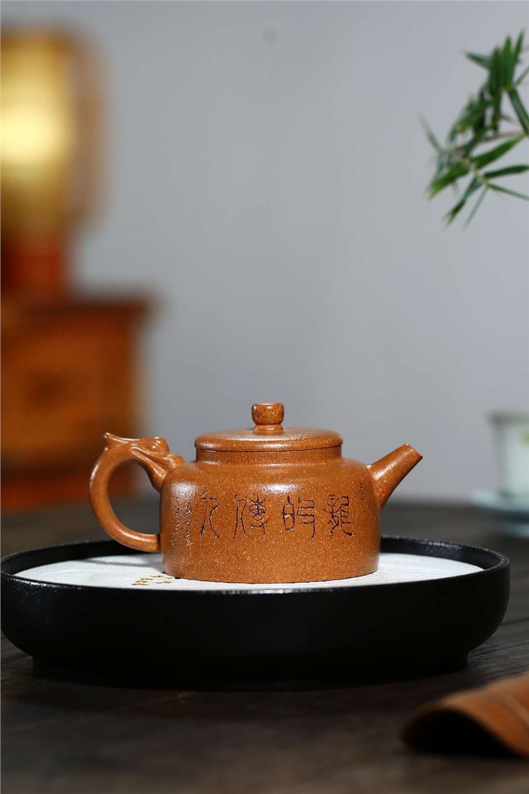 范林强作品 潜龙壶图片