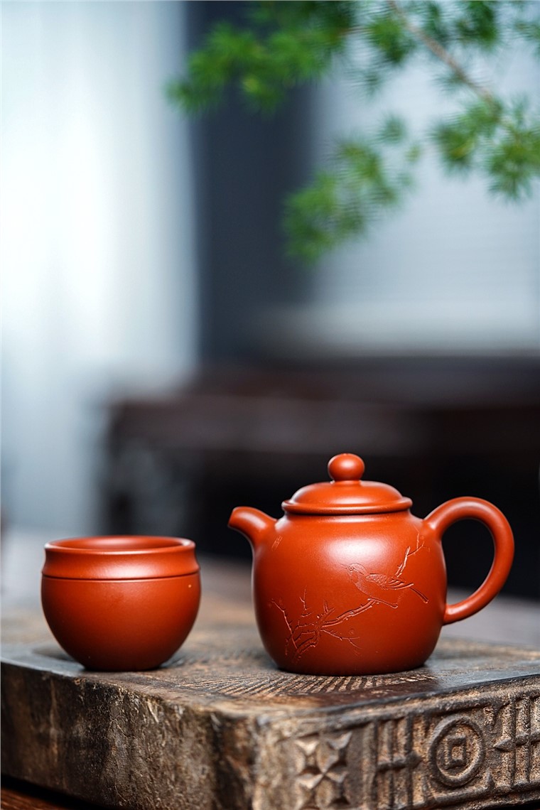 李荷生作品 玉珠壶图片
