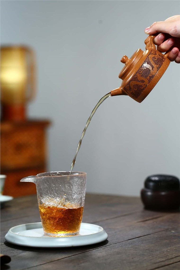 范林强作品 潜龙壶