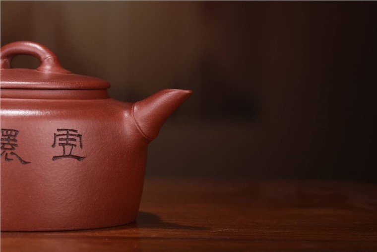 尹燕芳作品 临风图片