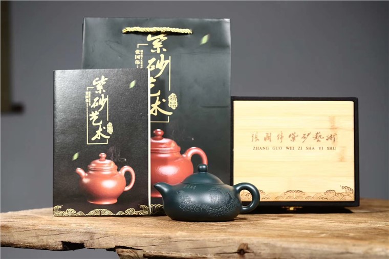 张国伟作品 乳韵