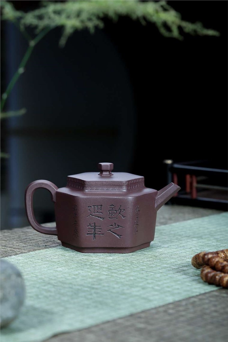 袁辉作品 葵口六方图片