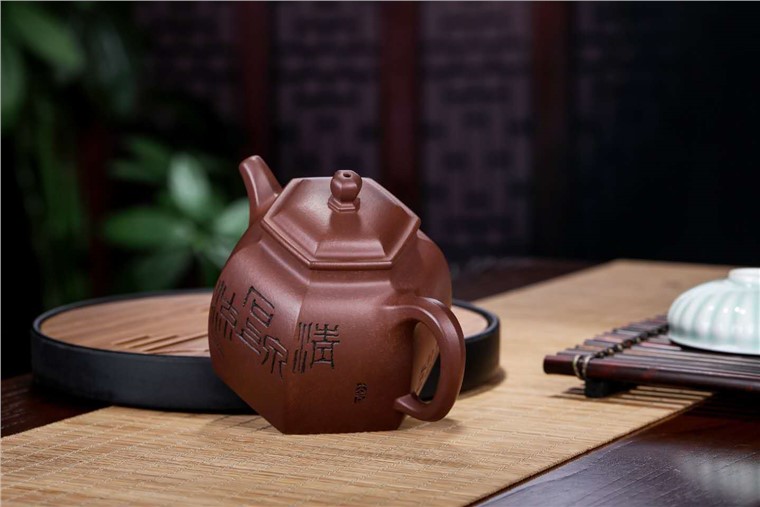 袁辉作品 六方汉云图片