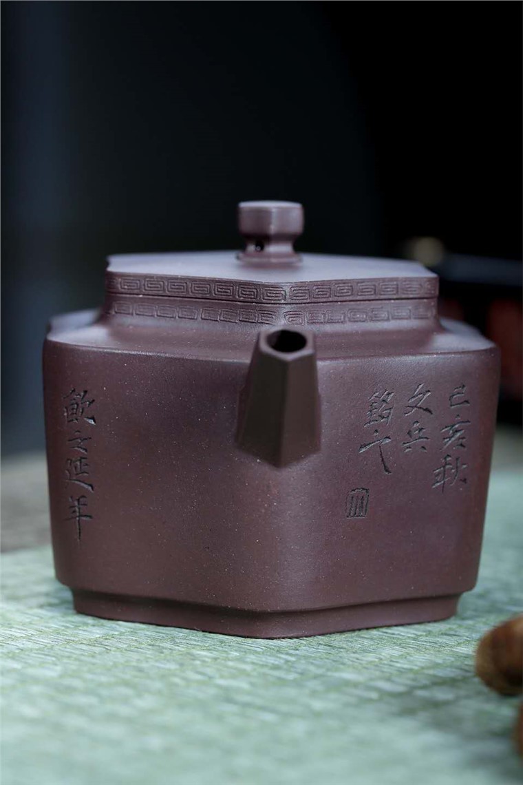 袁辉作品 葵口六方图片