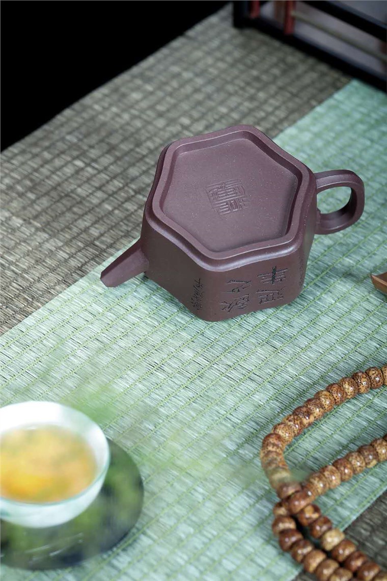 袁辉作品 葵口六方