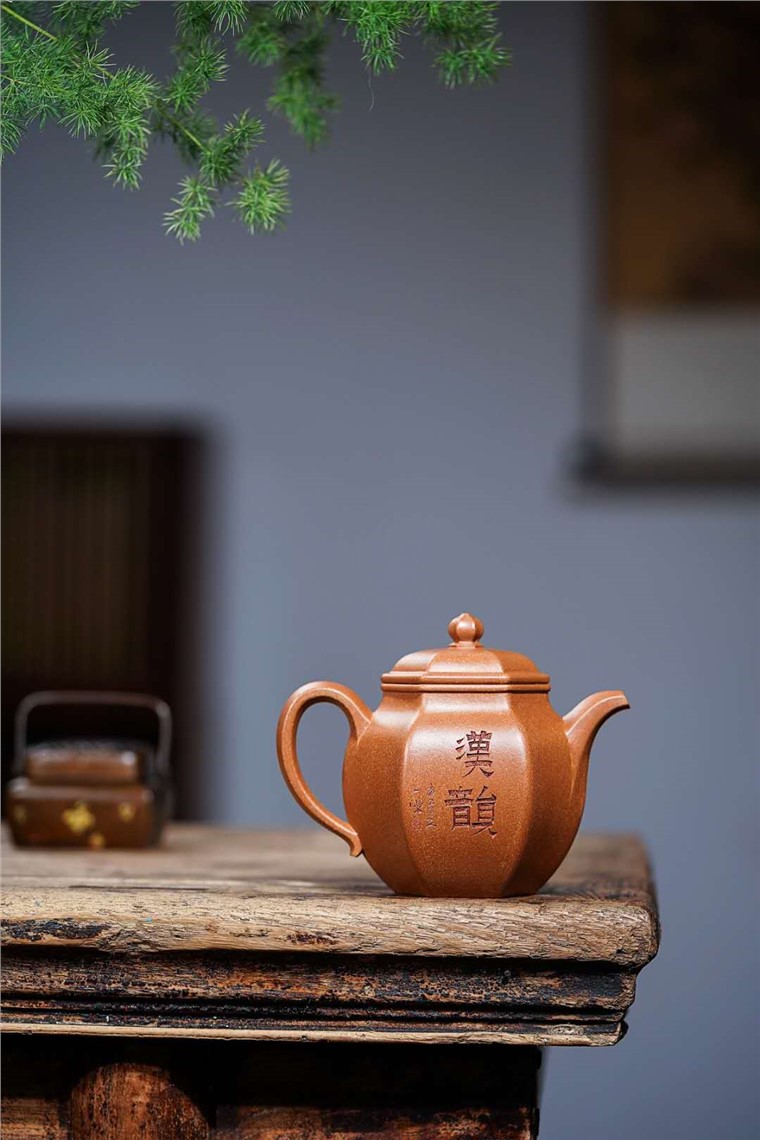 范彩勤作品 六方纳财图片
