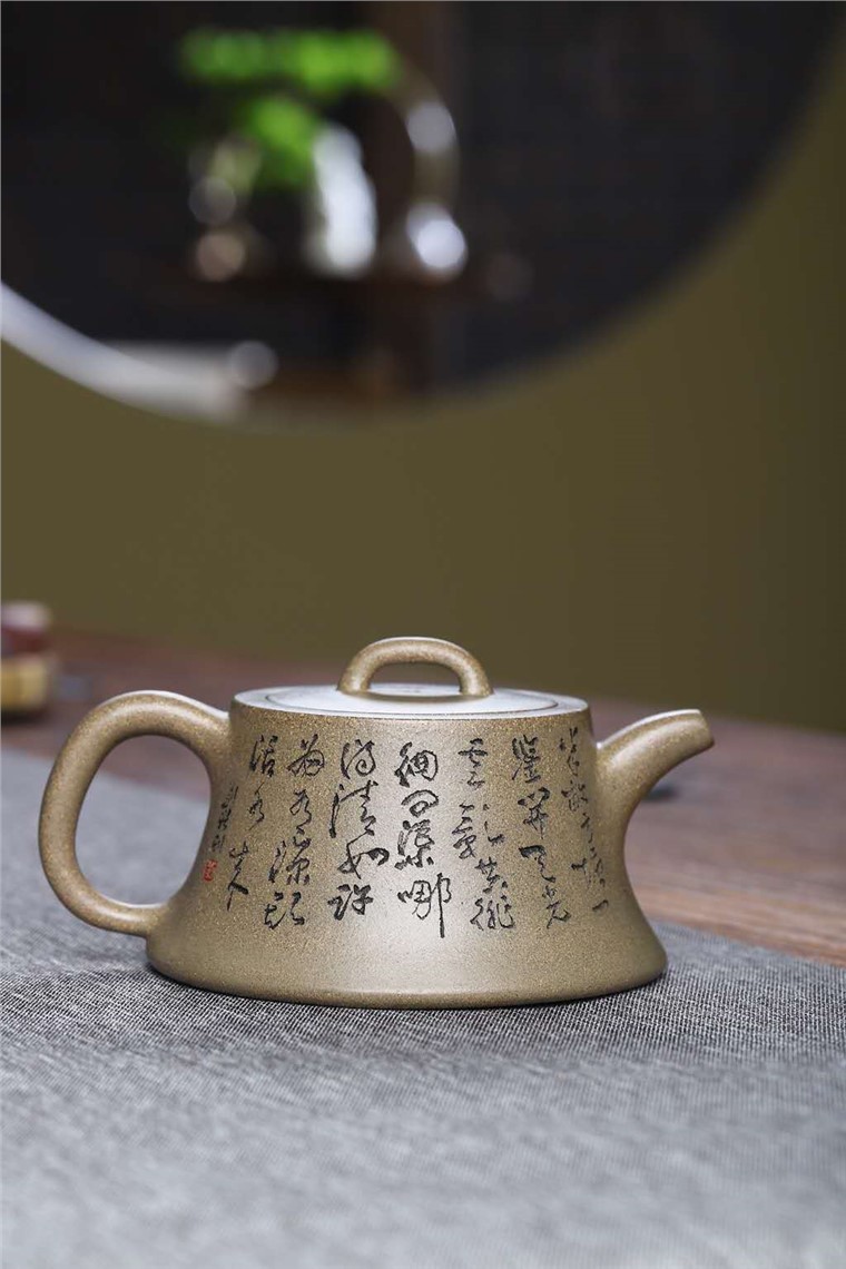 周小德作品 柱础图片
