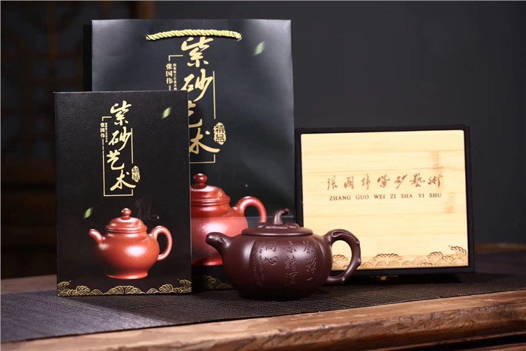 张国伟作品 柿瓜