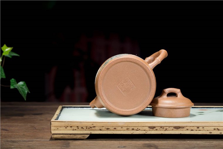 张万敏作品 简竹