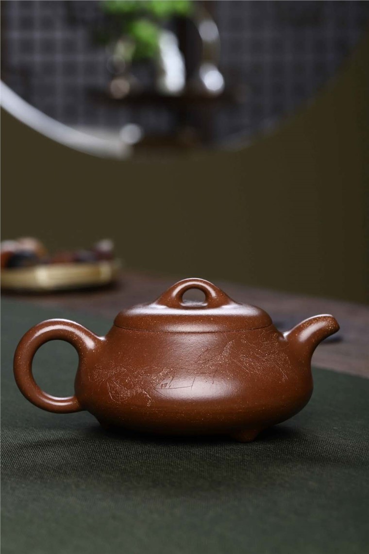 王洪星作品 三弯石瓢图片
