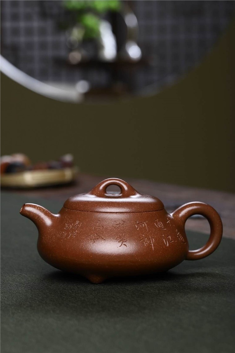 王洪星作品 三弯石瓢图片